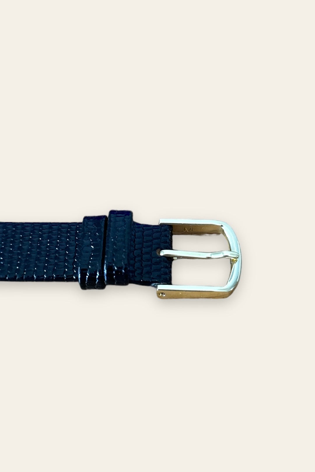 Pulsera de cuero de lagarto negro