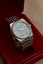 Cargar imagen en el visor de la galería, Omega Seamaster 1425
