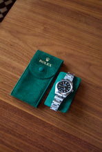 Load image into Gallery viewer, Pochette velours Rolex
