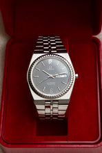 Cargar imagen en el visor de la galería, Omega Seamaster 1425
