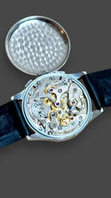 Charger l&#39;image dans la galerie, Chronographe Suisse
