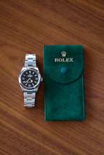 Load image into Gallery viewer, Pochette velours Rolex
