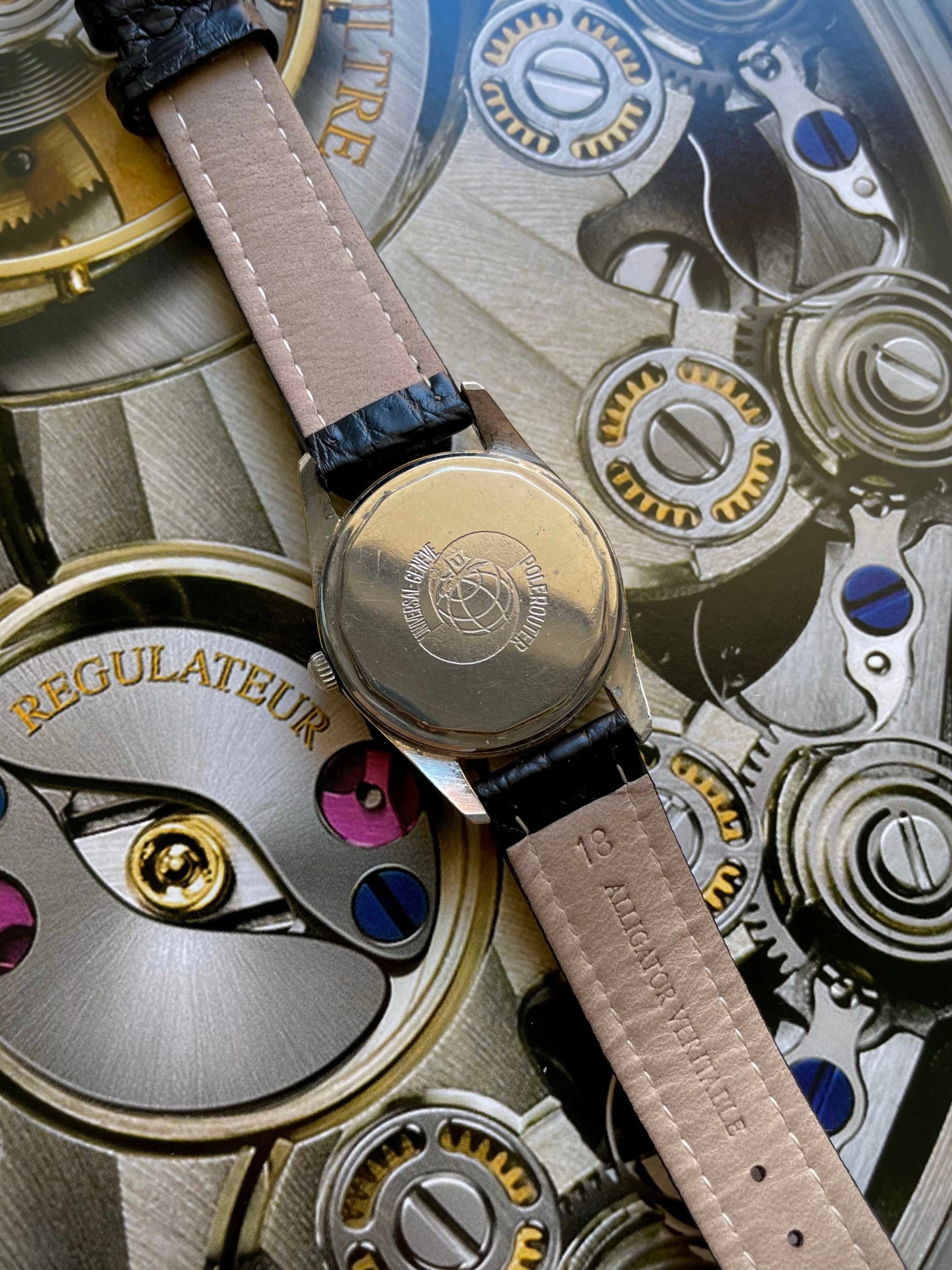 (SOLD OUT) Universal Genève Polerouter Seconde Vintage