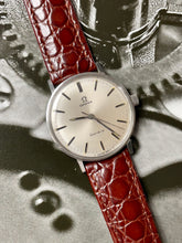 Load image into Gallery viewer, (SOLD OUT) Omega Genève 135.019 Seconde Vintage
